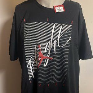 Air Jordan Men's Short Sleeve Black / White T-Shirt 707311-010 SIZE : 2XL